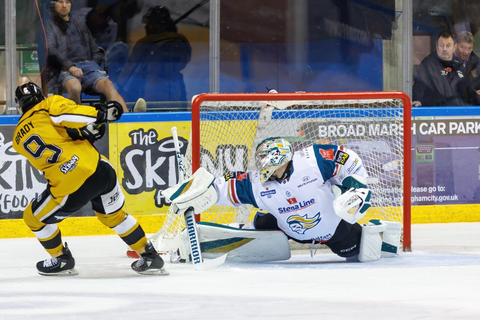 ELITE LEAGUE: PANTHERS 5-4 GIANTS Top Image