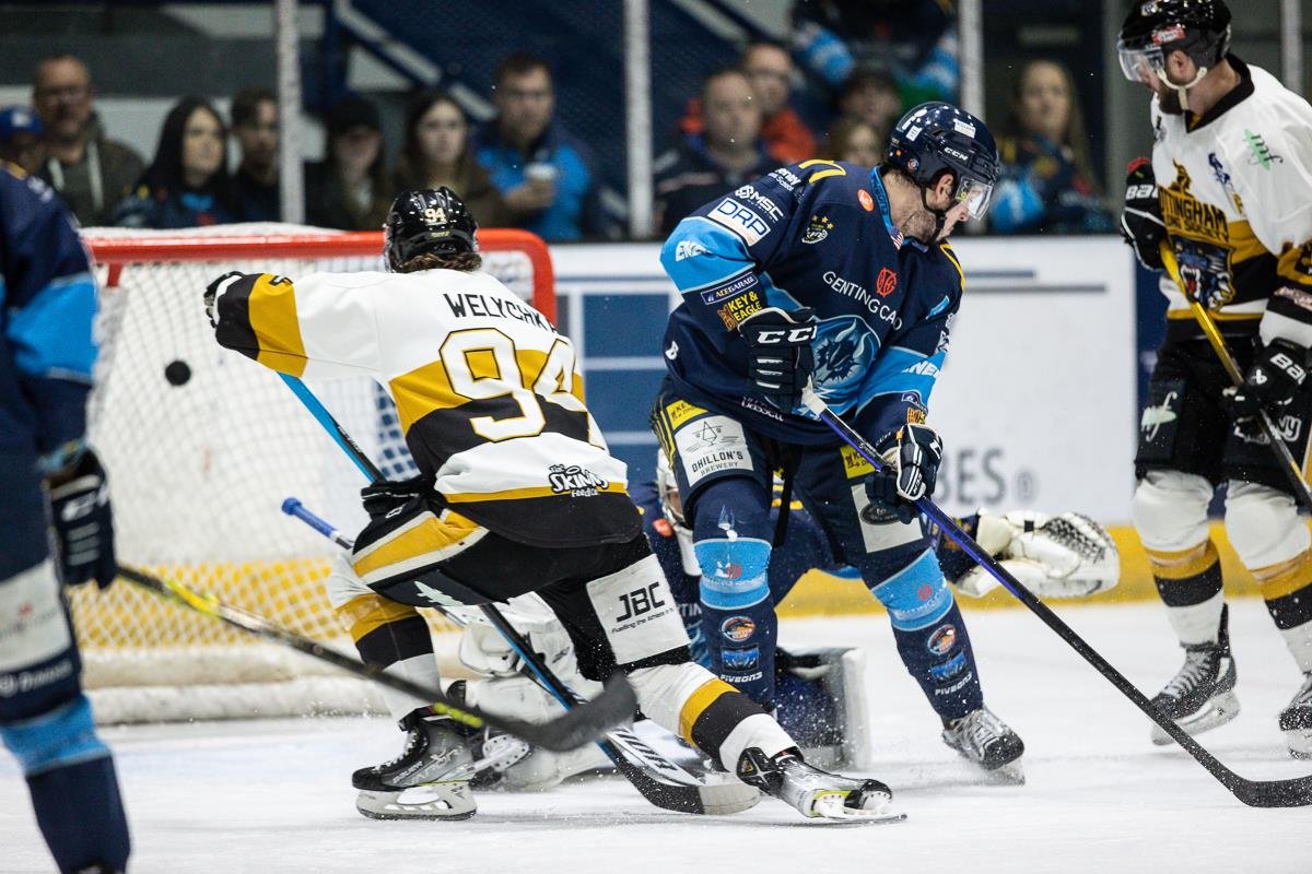 MATCH REPORT: PANTHERS 6-4 BLAZE Top Image